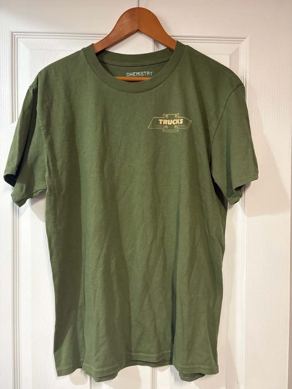 Chemistry Chevrolet Trucks 1987 Silverado T-Shirt Size M Olive Green Graphic